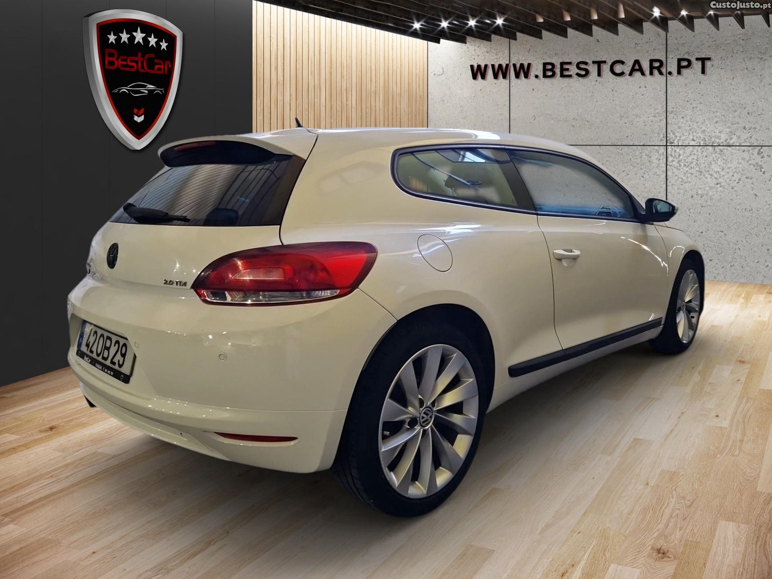 VW Scirocco 2.0 TDI - 13 foto 3