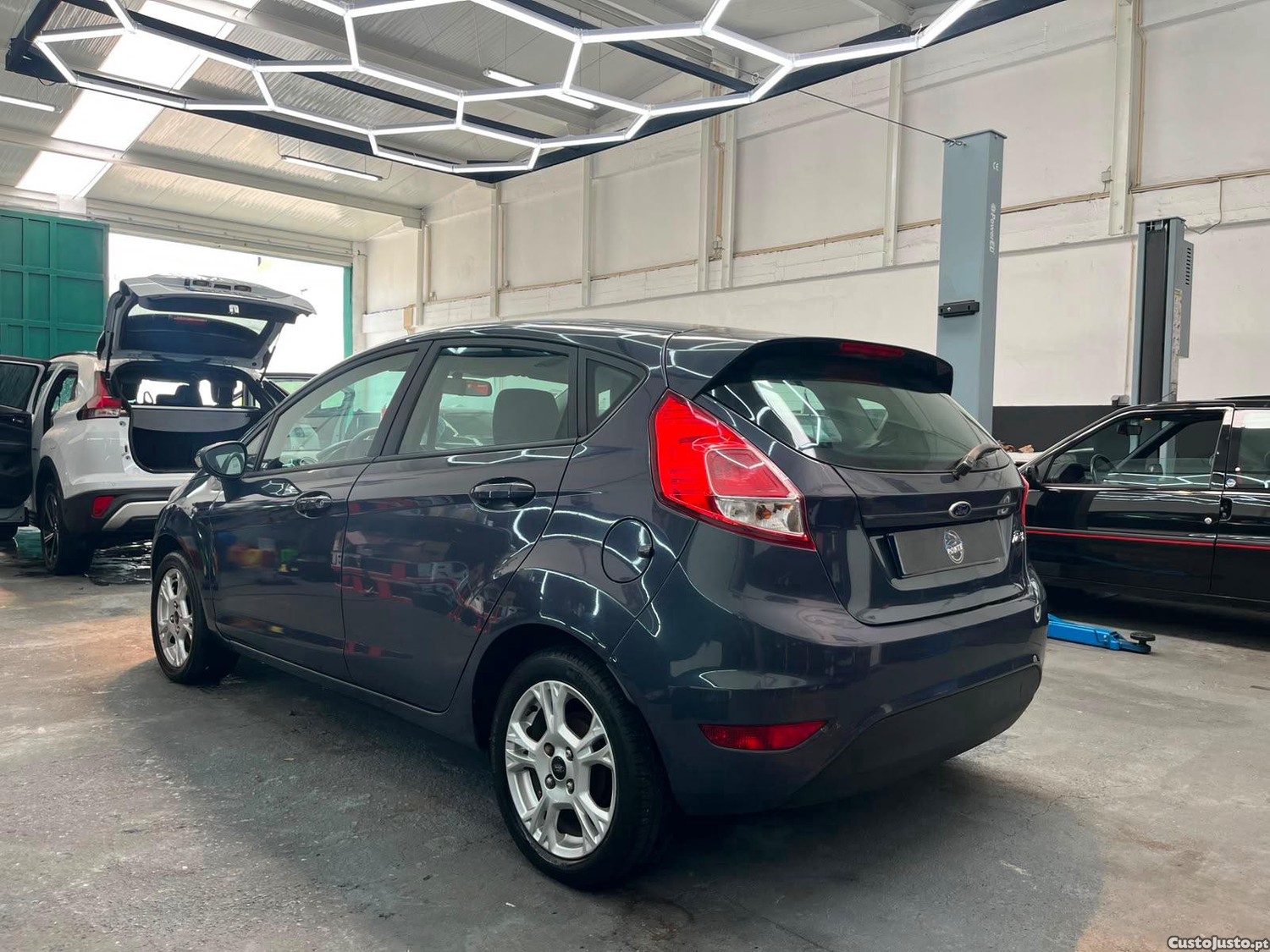 Ford Fiesta Imaculado - 14 — photo 4