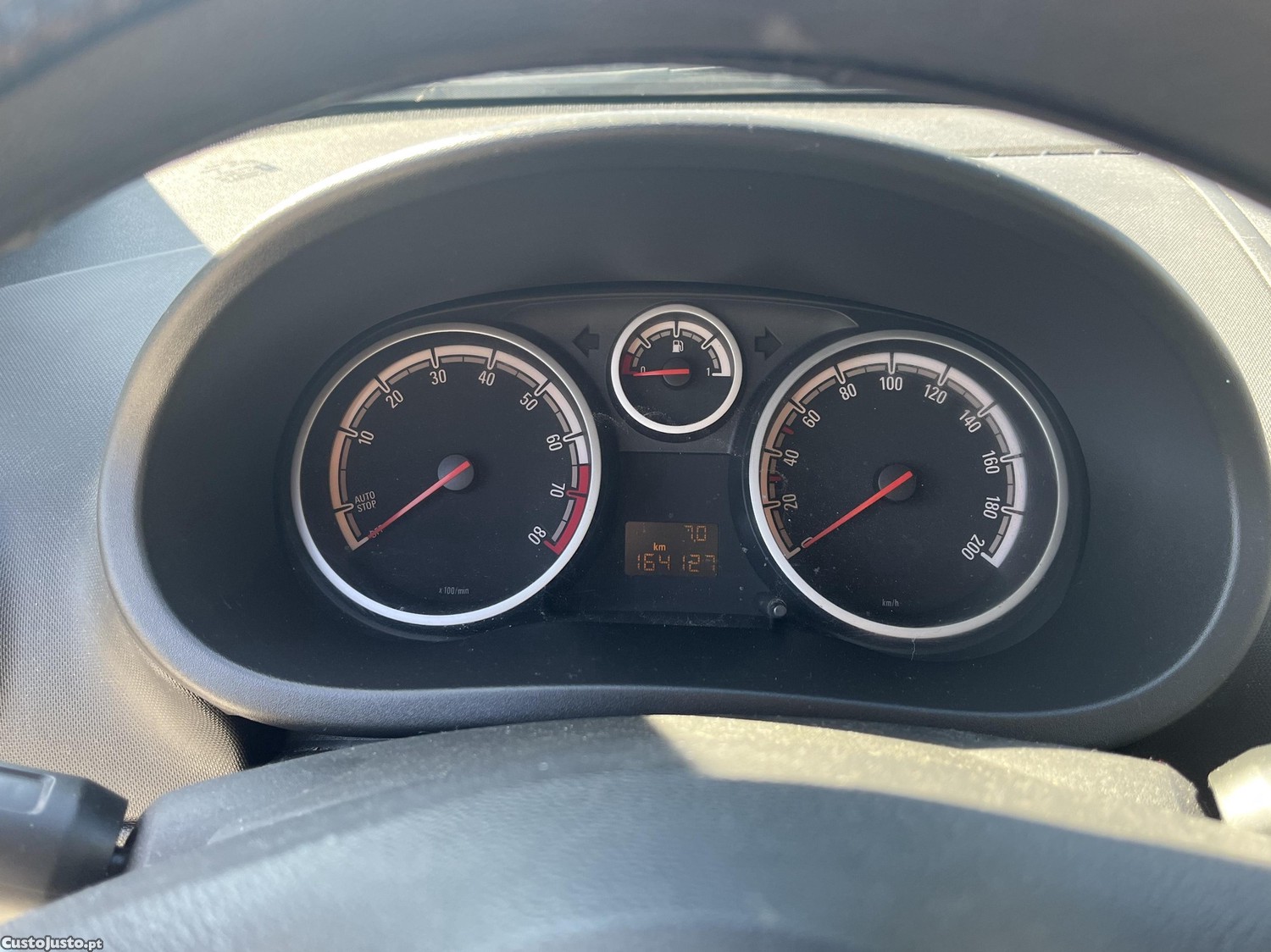 Opel Corsa 1.2 16v - 12 — photo 4
