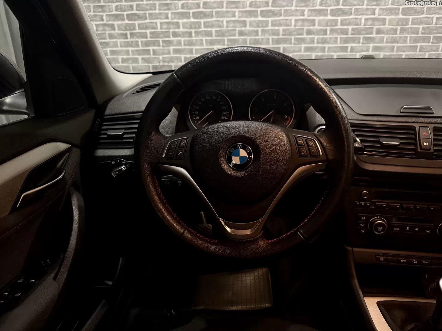BMW X1 18 d xdrive line sport — fotografia 5