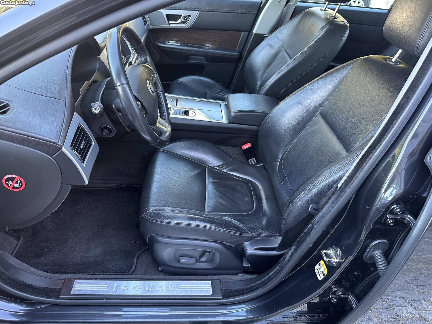 Jaguar XF 2.2D Primium Luxury Auto. - Nacional - 13 — photo 5
