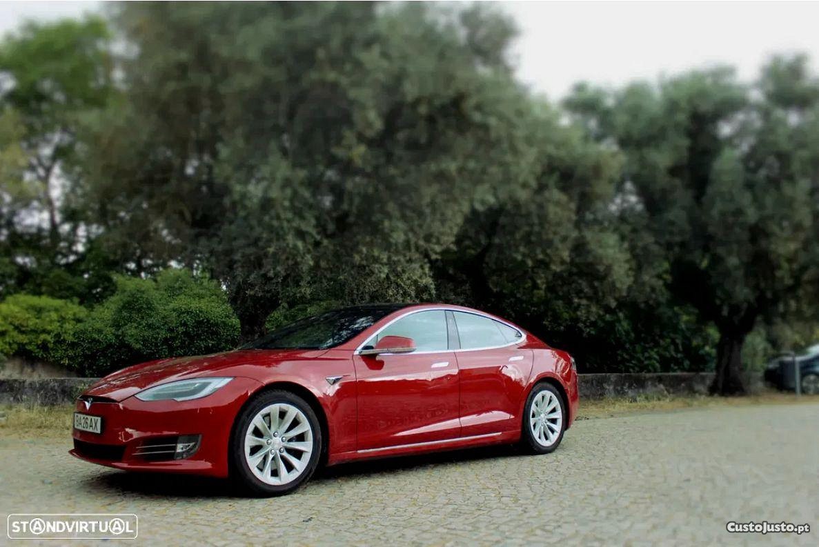 Tesla Model S 75 — fotografia 3