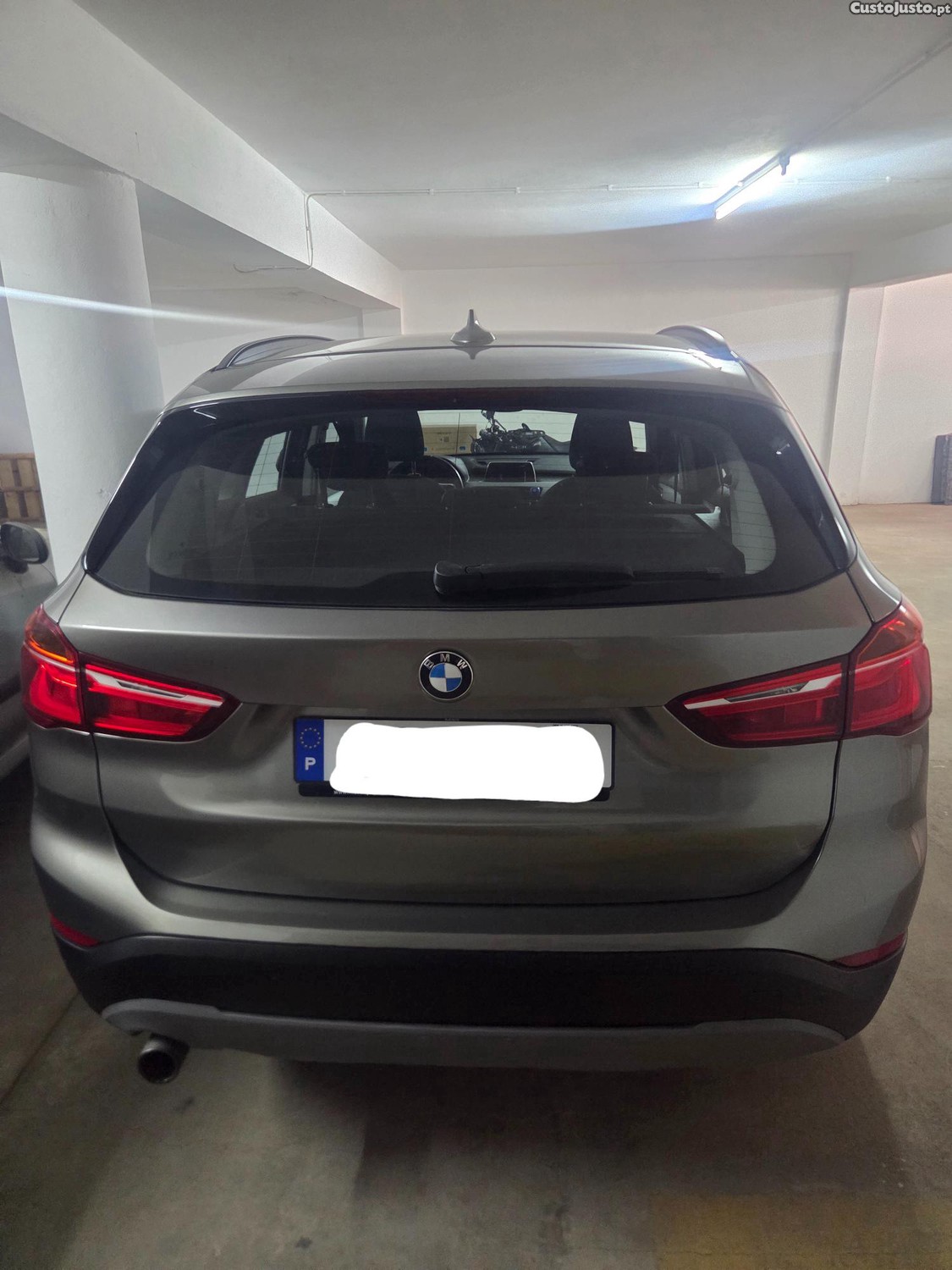 BMW X1 SDRIVE16D - 17 — photo 4