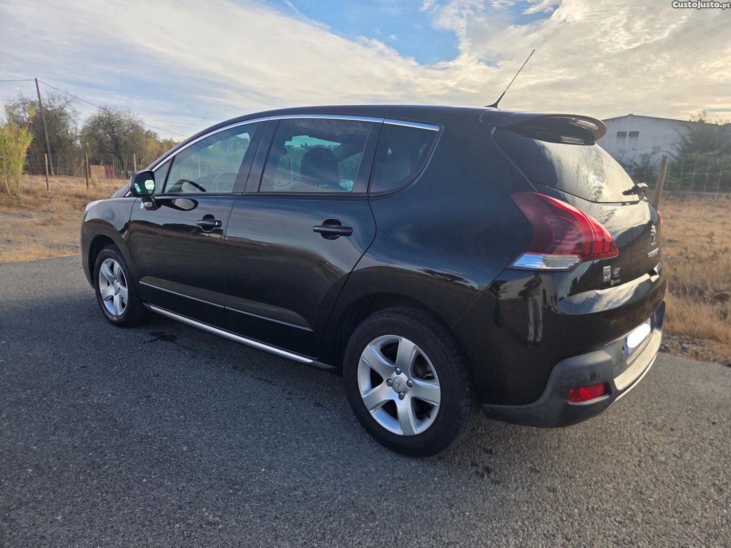 Peugeot 3008 HYbrid4 2.0 HDi 163cv — photo 4