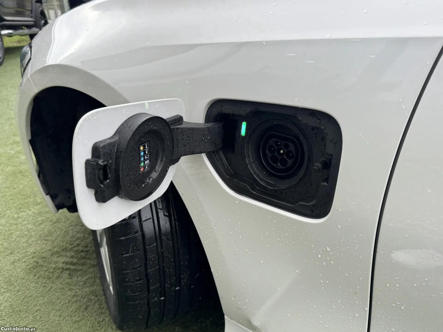 BMW 330 e Corporate Edition Auto - 20 — photo 2