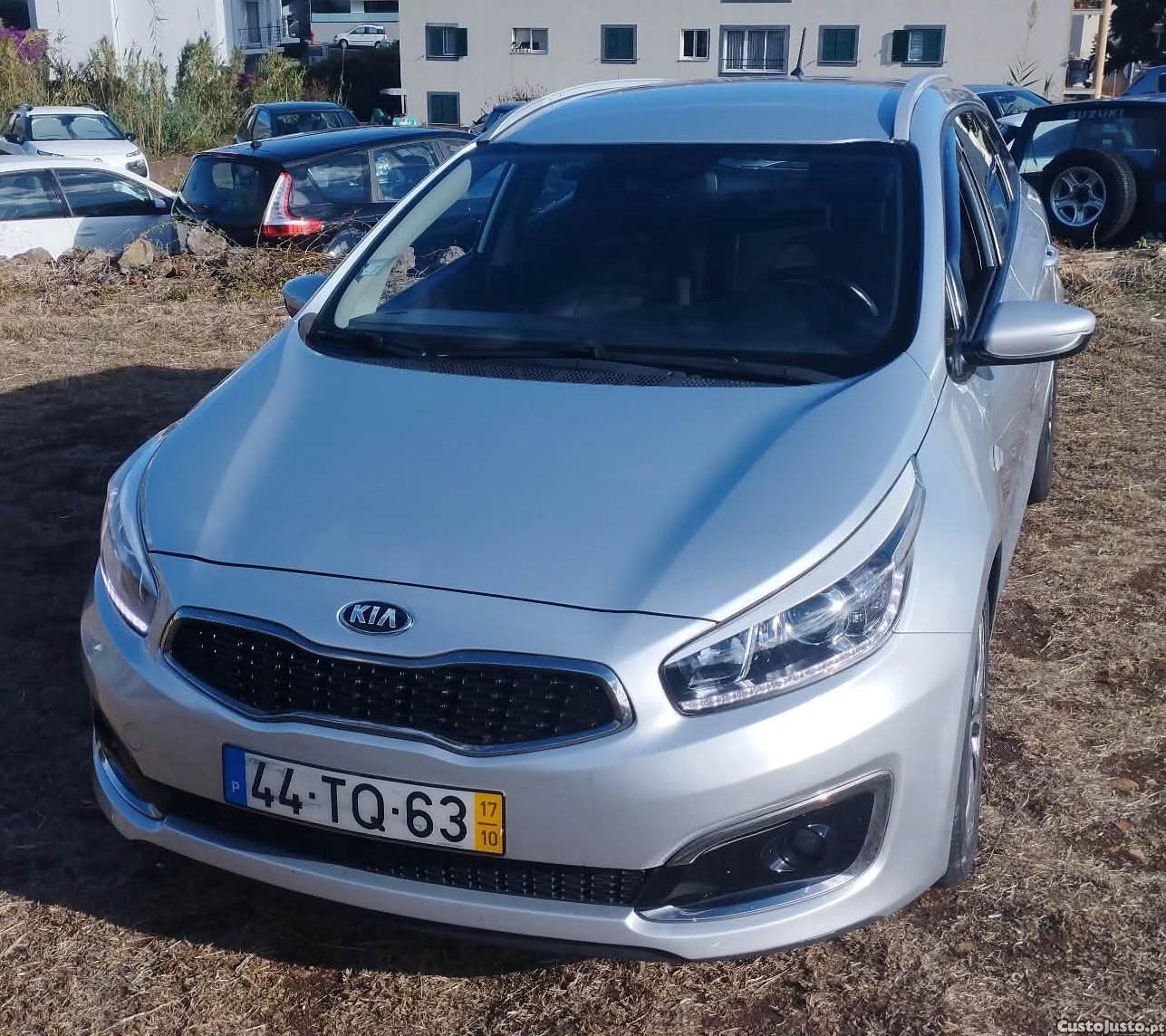 Kia Ceed STATION 1.6 DIESEL 16V 136 CV - 17 — photo 4