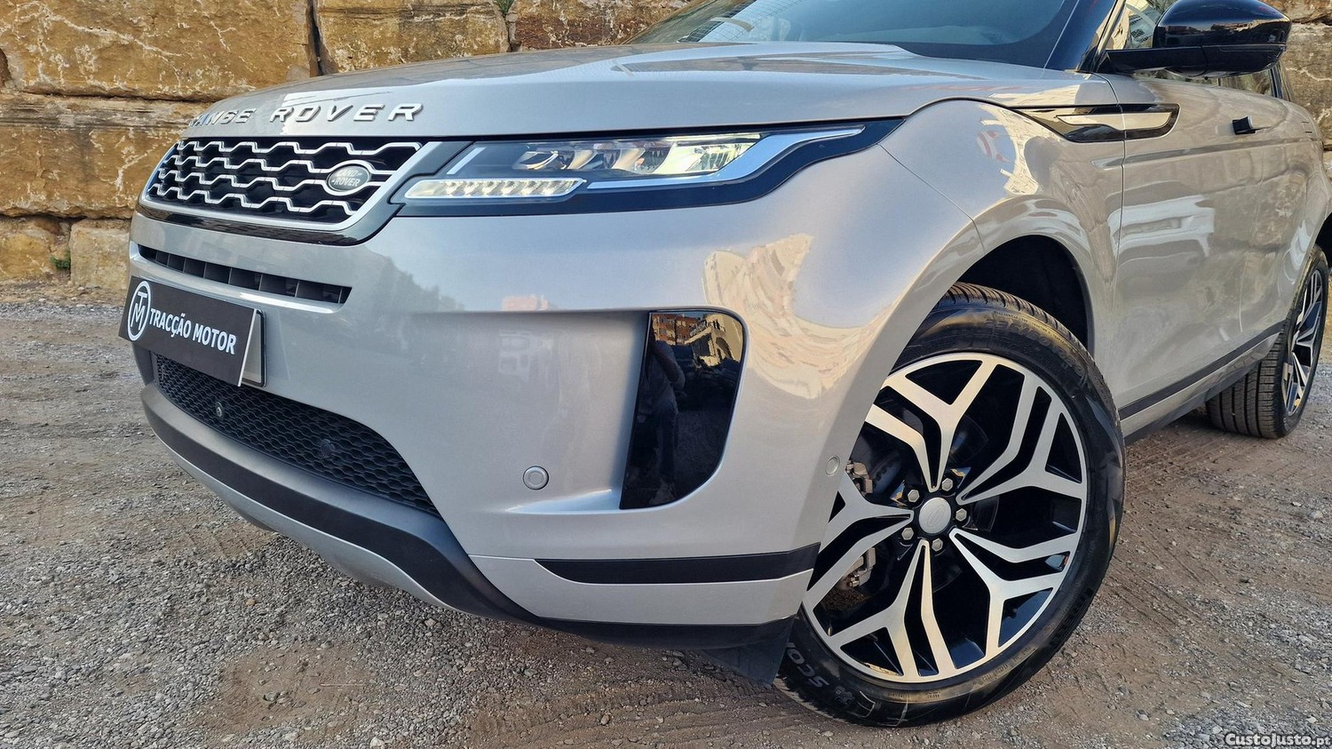 Land Rover Evoque 1.5 P300e AWD Nolita Edition Auto — fotografia 19