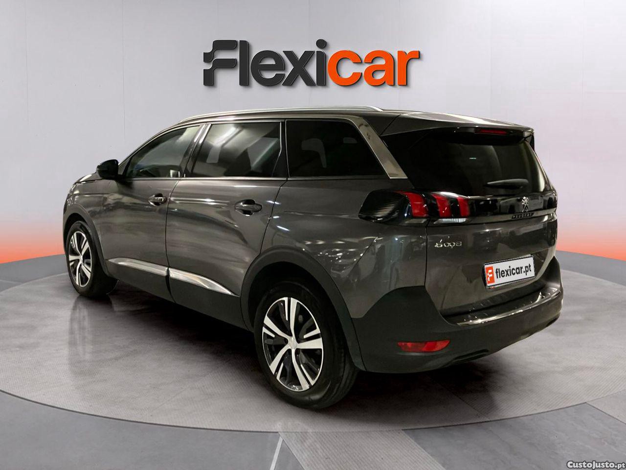 Peugeot 5008 1.5 BlueHDi Allure Pack EAT8 - 23 — photo 3