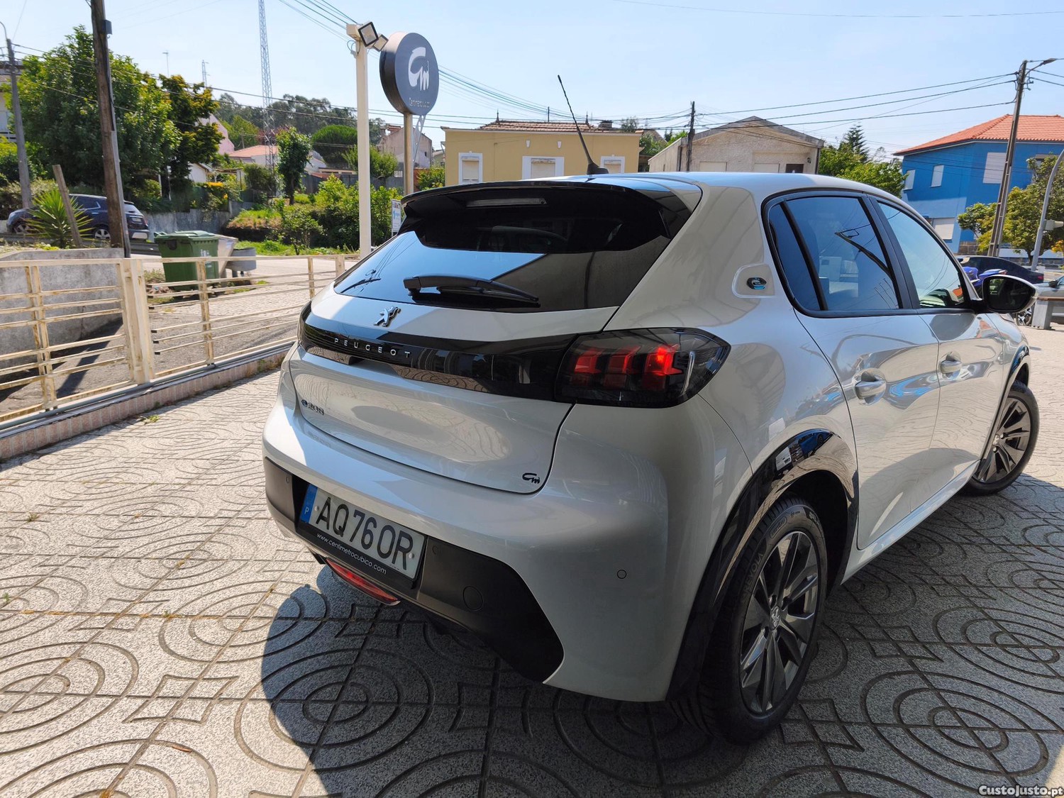 Peugeot e-208 50kwh 136cv Nacional IVA DEDUTIVEL — fotografia 18