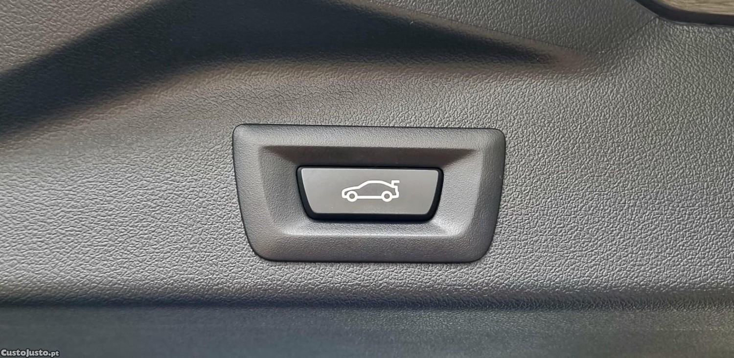 BMW X5 45 e xDrive xLine — fotografia 12