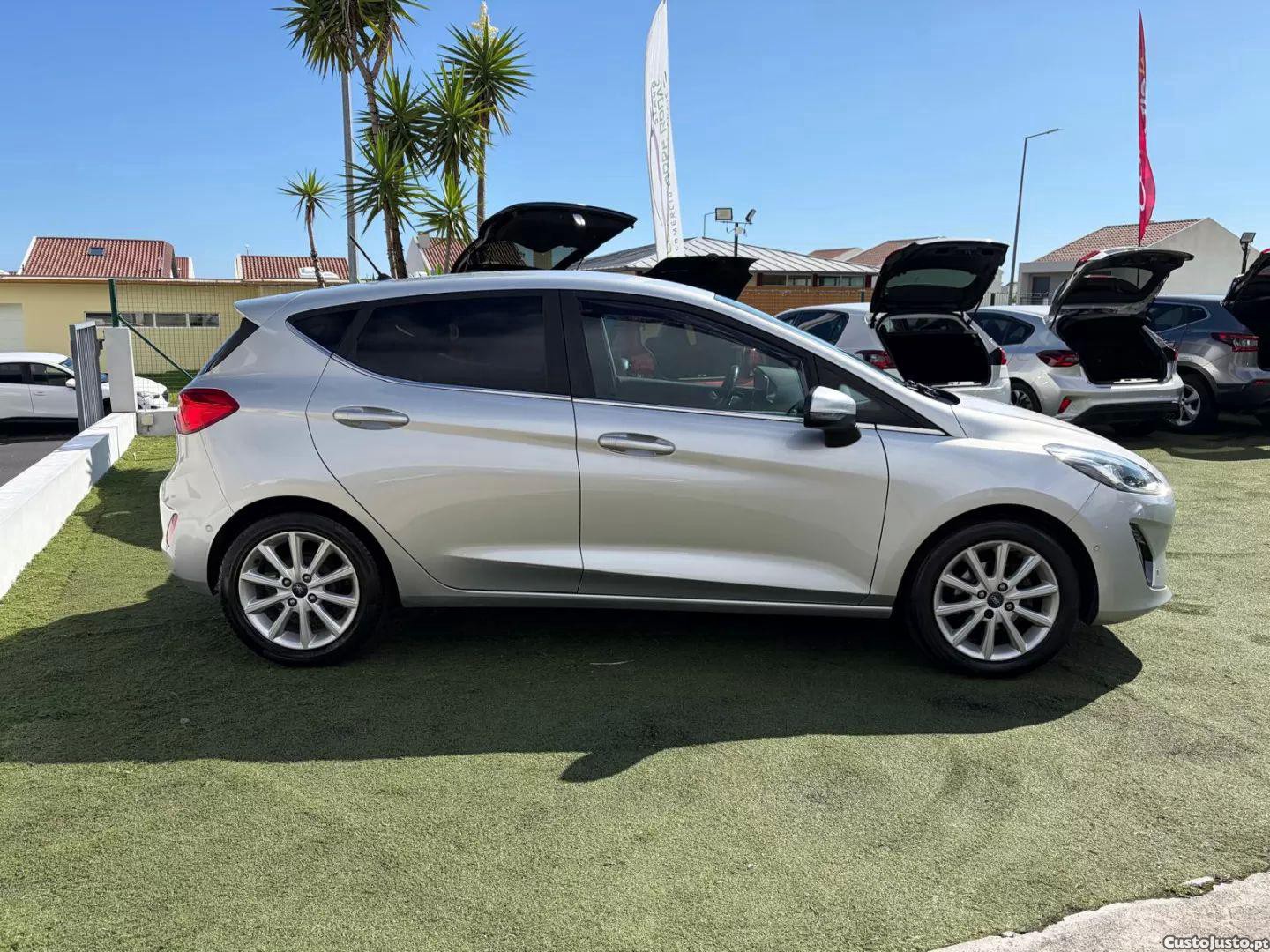 Ford Fiesta 1.0 t ecoboost titanium - 17 — photo 4