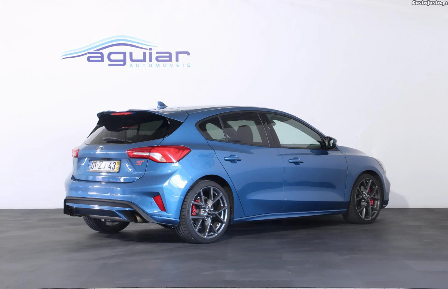 Ford Focus 2.3 EcoBoost ST3 - 19 — photo 4