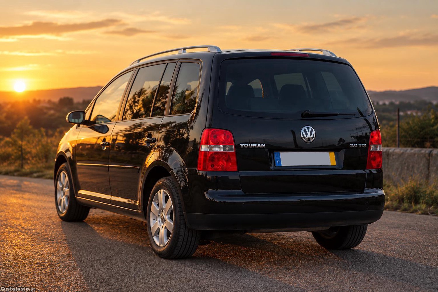 VW Touran 7 Lugares - 06 — photo 2