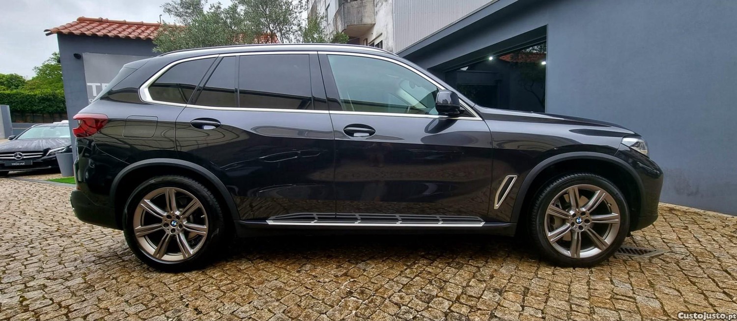 BMW X5 45 e xDrive xLine — fotografia 21