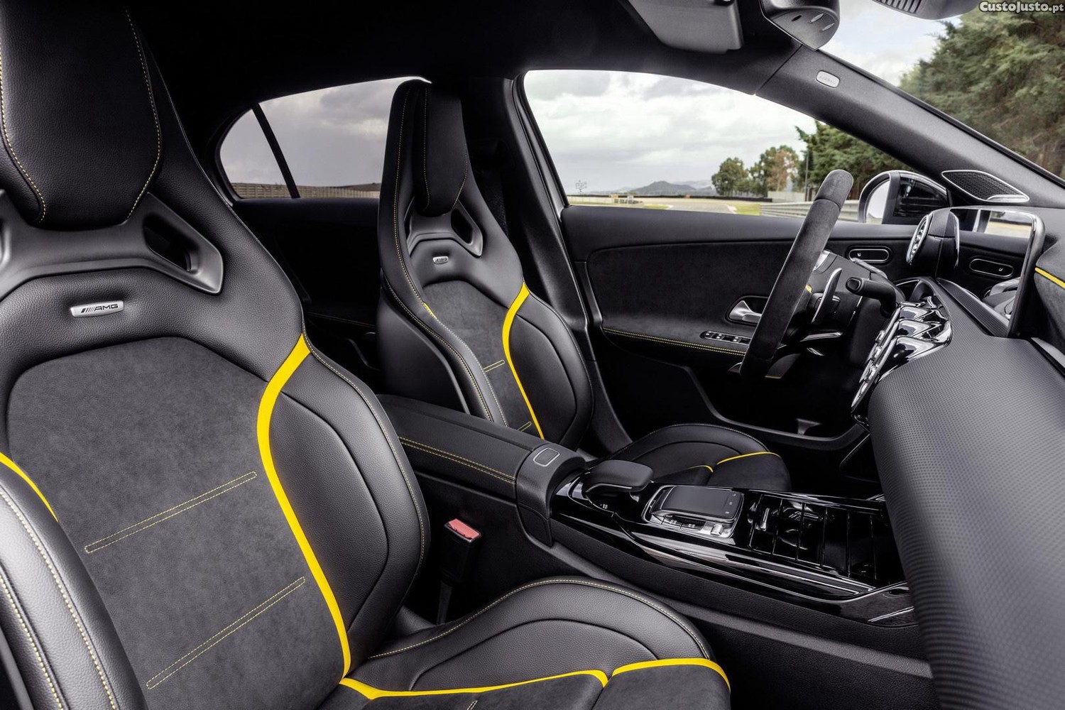 Mercedes-Benz A 45 AMG A45S - 26 foto 4