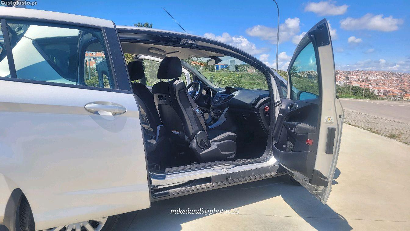 Ford B-Max 1.0 ecobost — fotografia 6