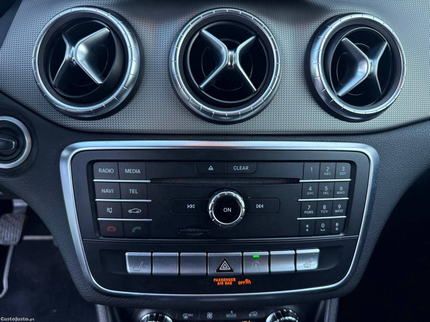 Mercedes-Benz CLA 180 d Urban — fotografia 15