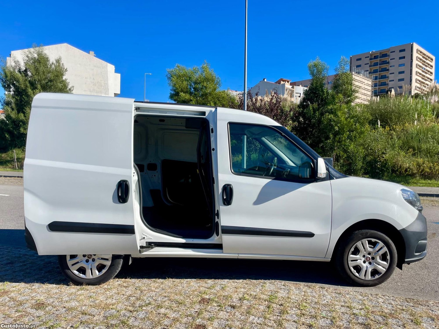 Fiat Doblo 1.3 D Multijet - 21 — photo 3