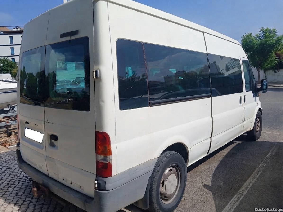 Ford Transit 2.0 TDCi 125 T330 (9 Lugares) — photo 4