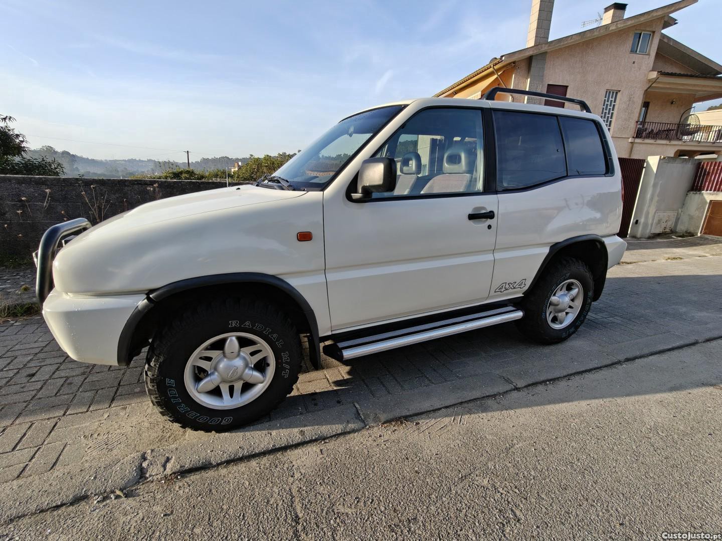 Nissan Terrano II 2.7 TDi S - 96 — photo 2