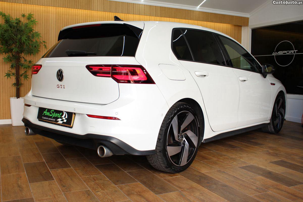 Volkswagen Golf 2.0 TSI GTI DSG — fotografia 8