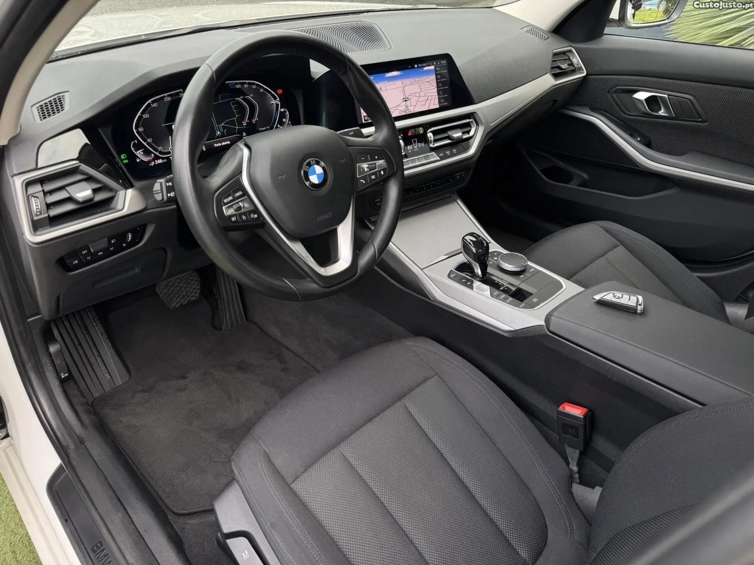 BMW 330 e Corporate Edition Auto - 20 — photo 3