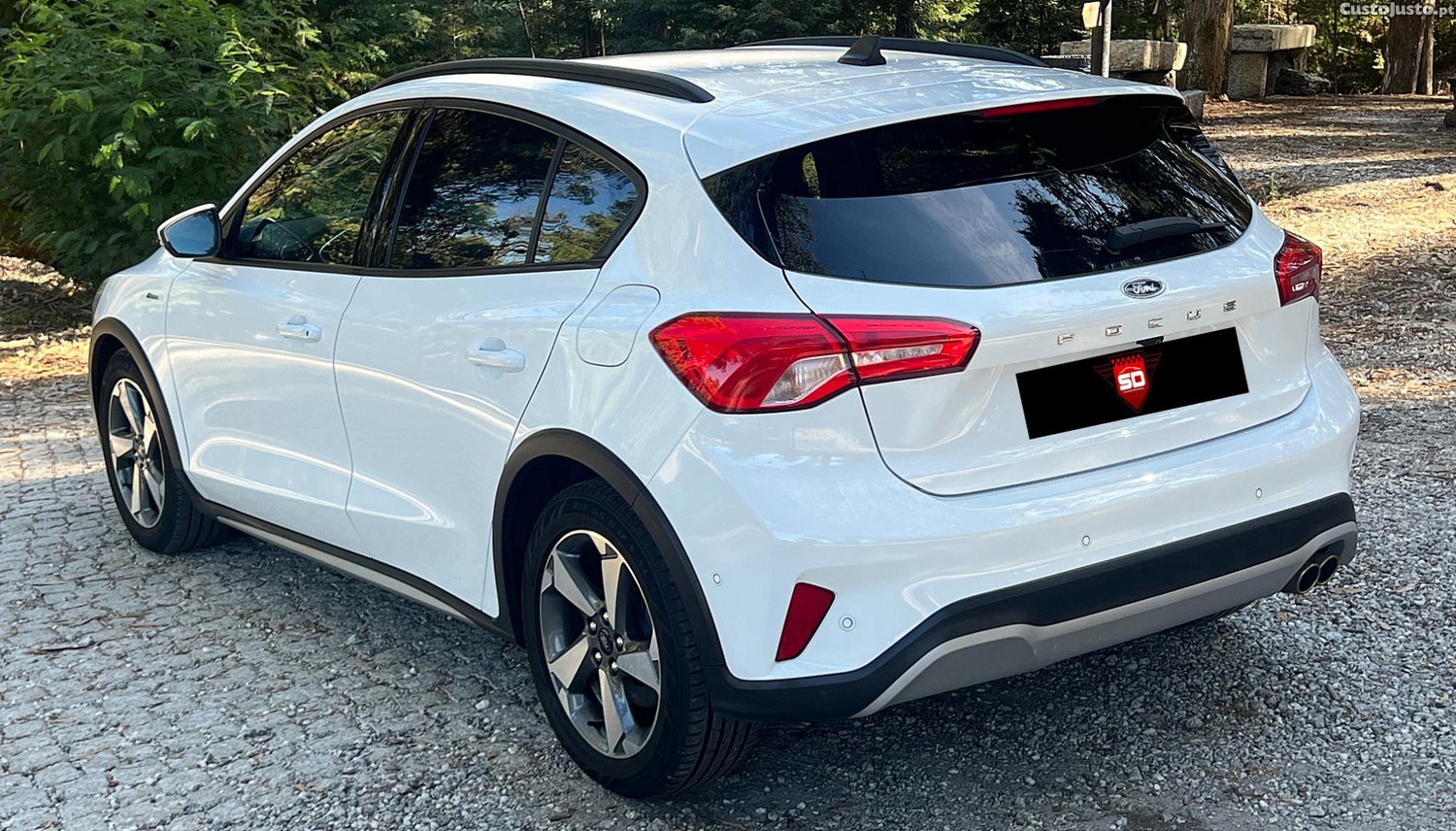 Ford Focus EcoBoost Active+ - 19 — photo 5