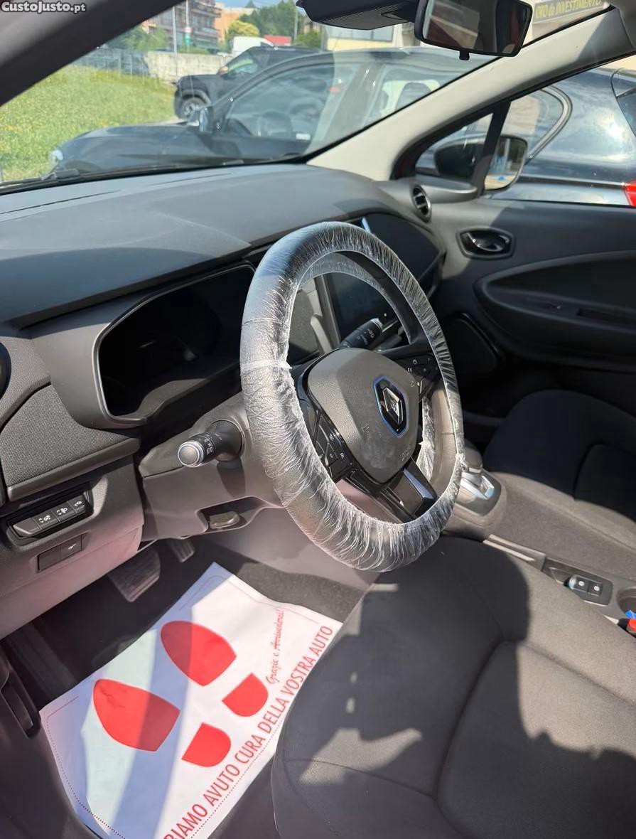 Renault Zoe Life R110 Flex 109cv ( 52kwh ) - 20 — photo 4