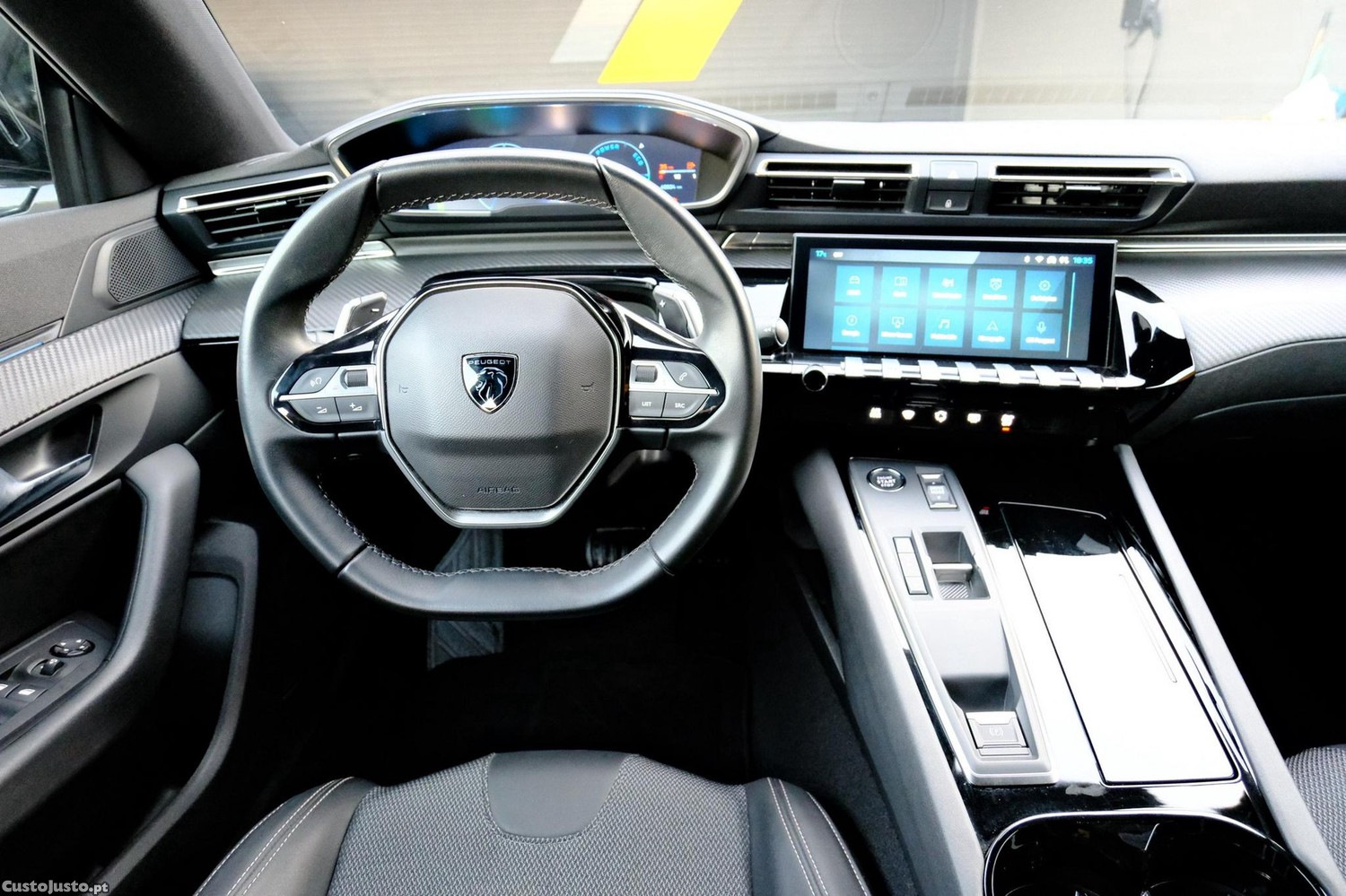 Peugeot 508 SW 1.6 Hybrid Allure e-EAT8 — fotografia 12