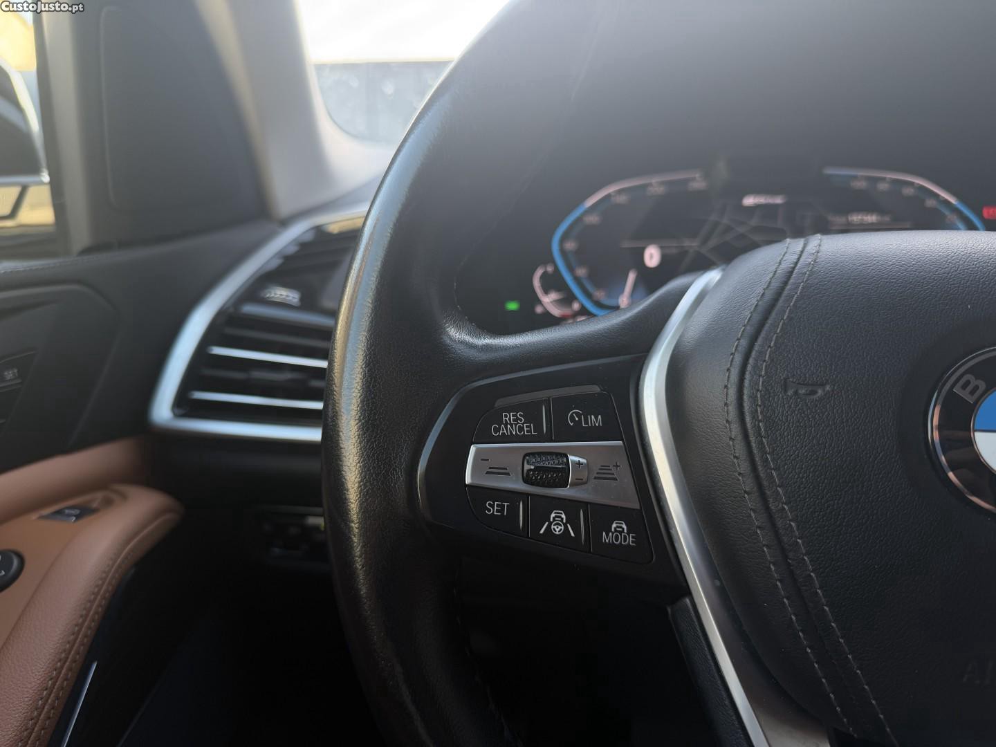 BMW X5 45 e xDrive xLine — fotografia 10