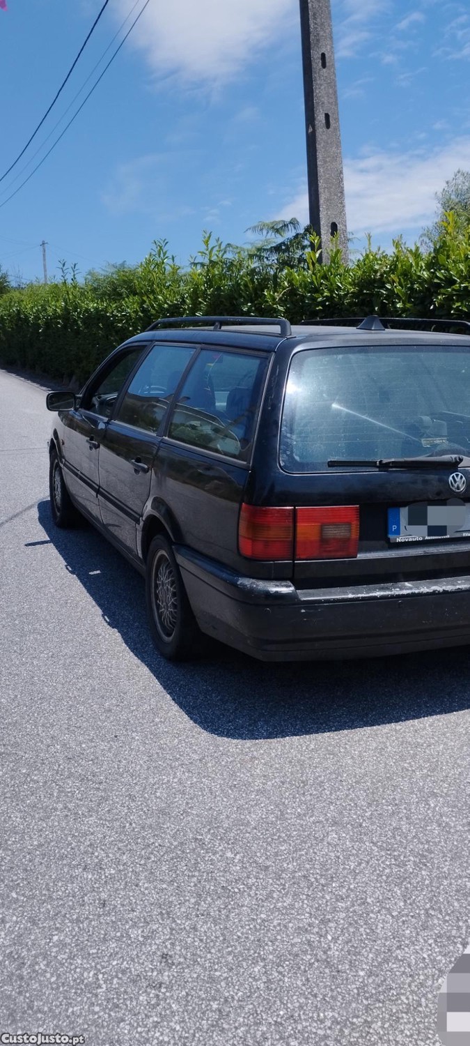 VW Passat Variant — photo 2