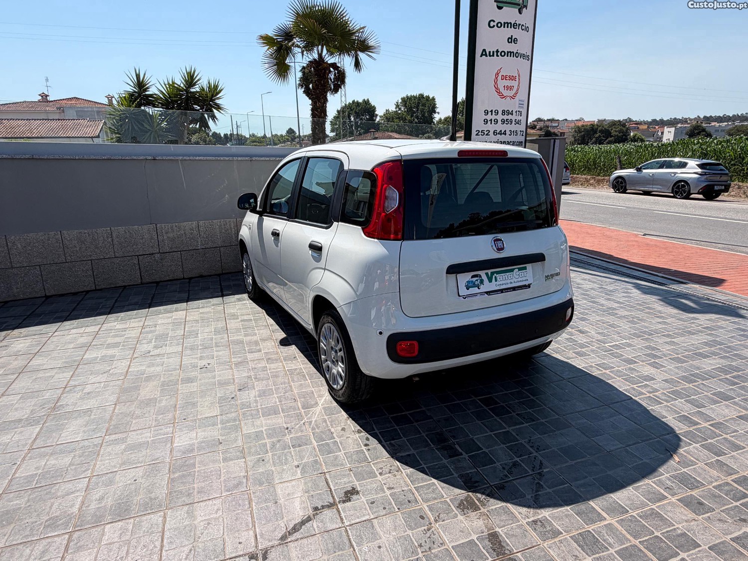 Fiat Panda 1.0Hybrid 71cv City — fotografia 3