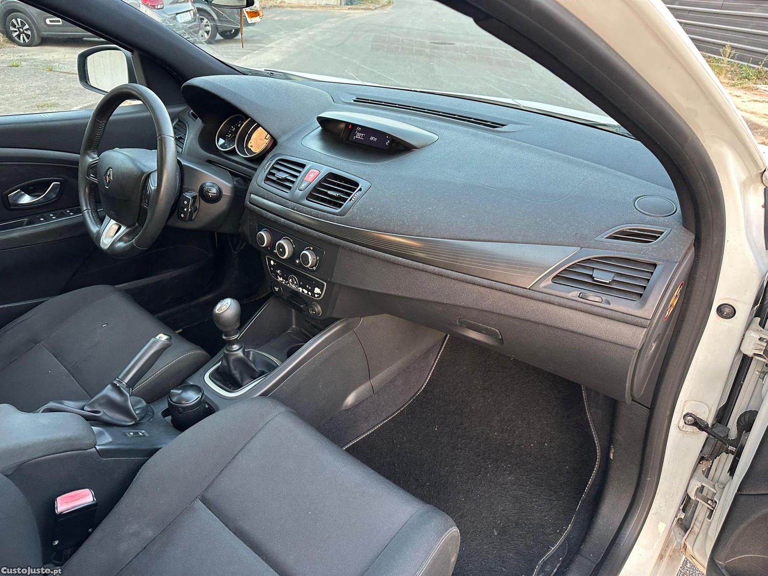 Renault Mégane 1.5 Dci — fotografia 4