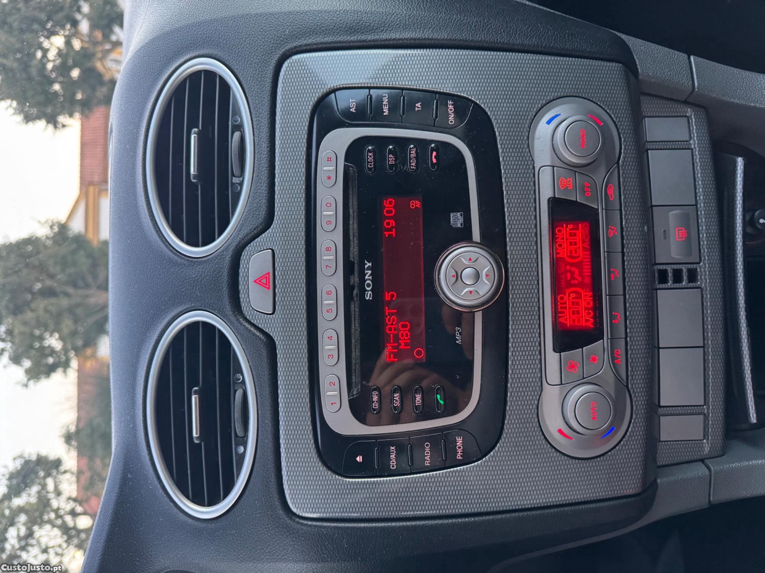 Ford Focus 1.6 tdci Titanium - 10 — photo 3