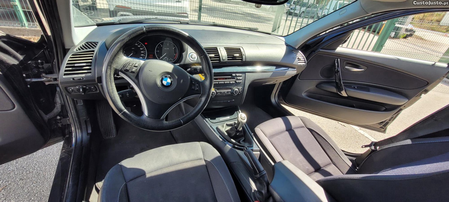 BMW 118 D / 2.0 motor 2010 — photo 2