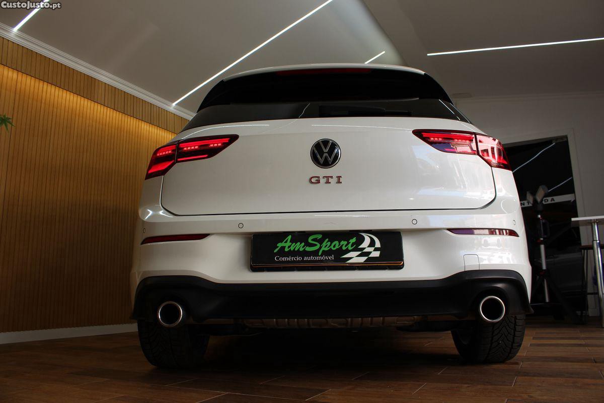 Volkswagen Golf 2.0 TSI GTI DSG — fotografia 3