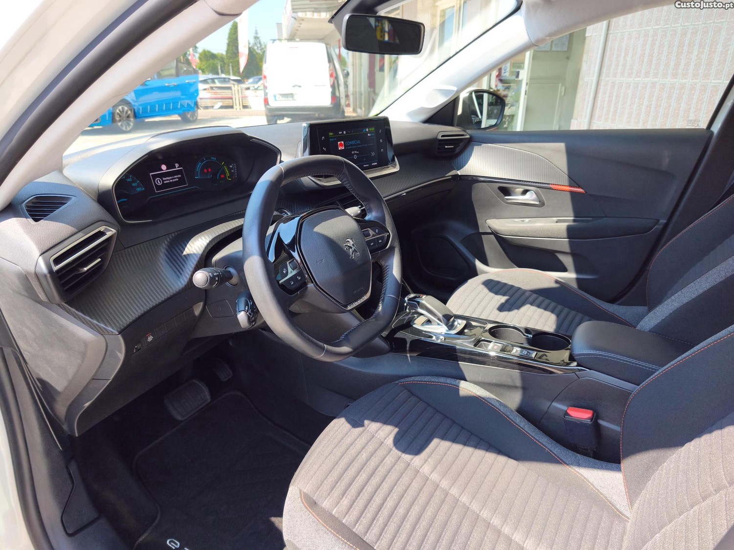 Peugeot e-208 50kwh 136cv Nacional IVA DEDUTIVEL — fotografia 13