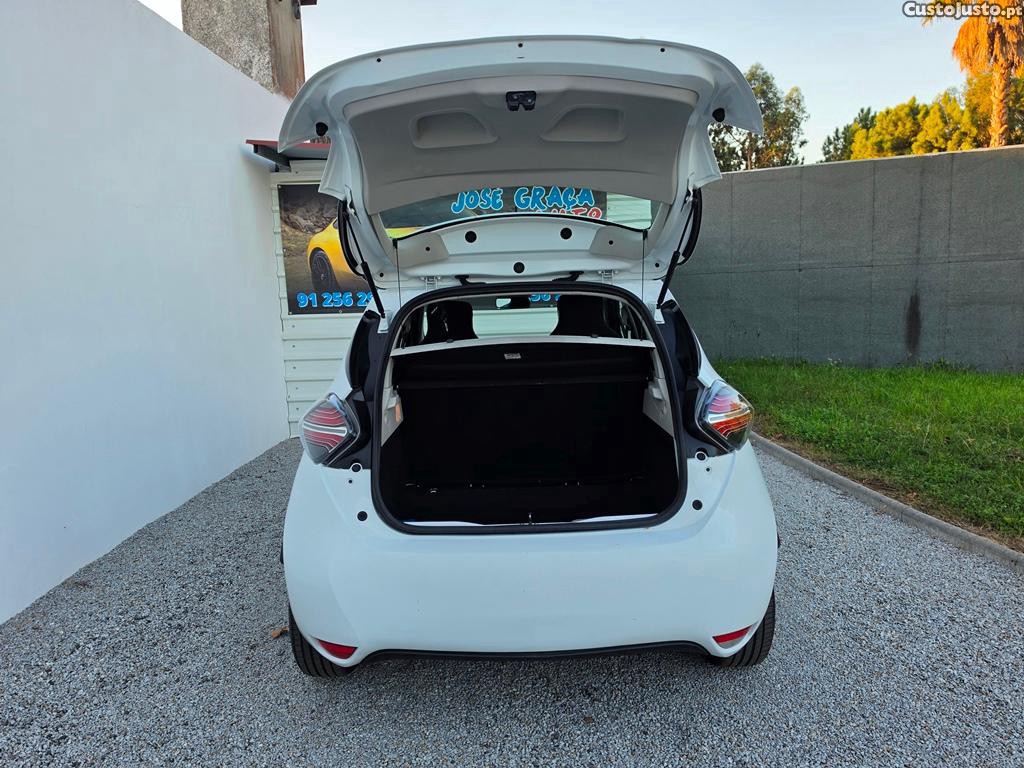 Renault Zoe 52Kw Life 136Cv Iva Dedutivel até 385Km 09/2020 - 20 — photo 5