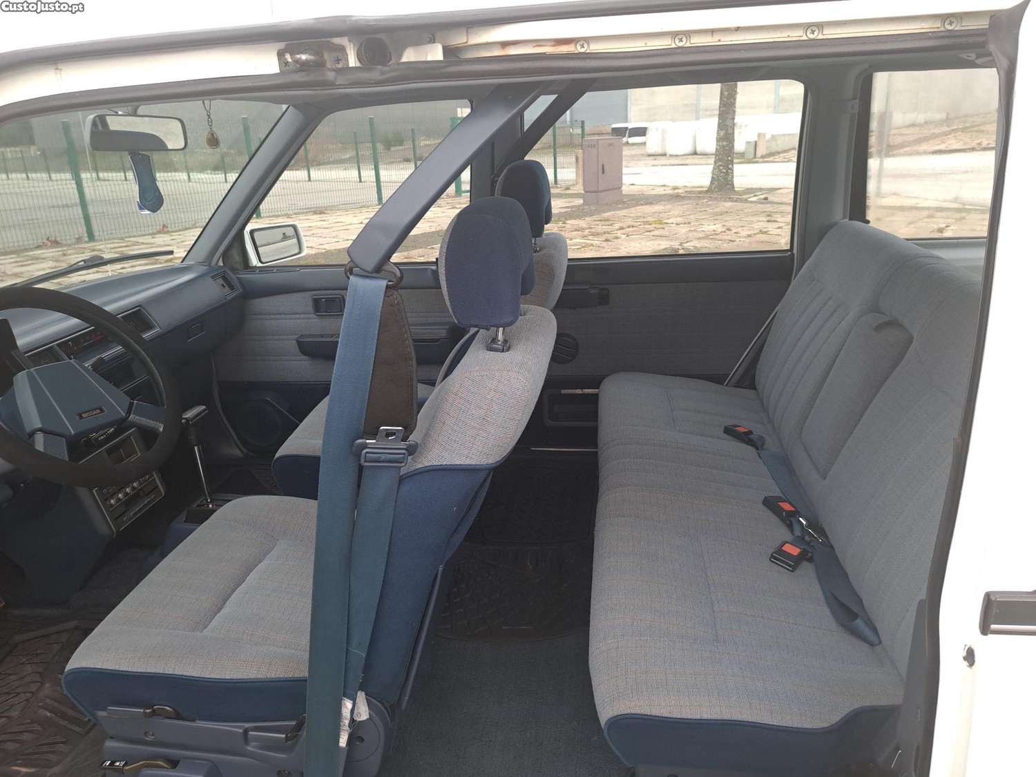 Nissan Prairie M10 — fotografia 2