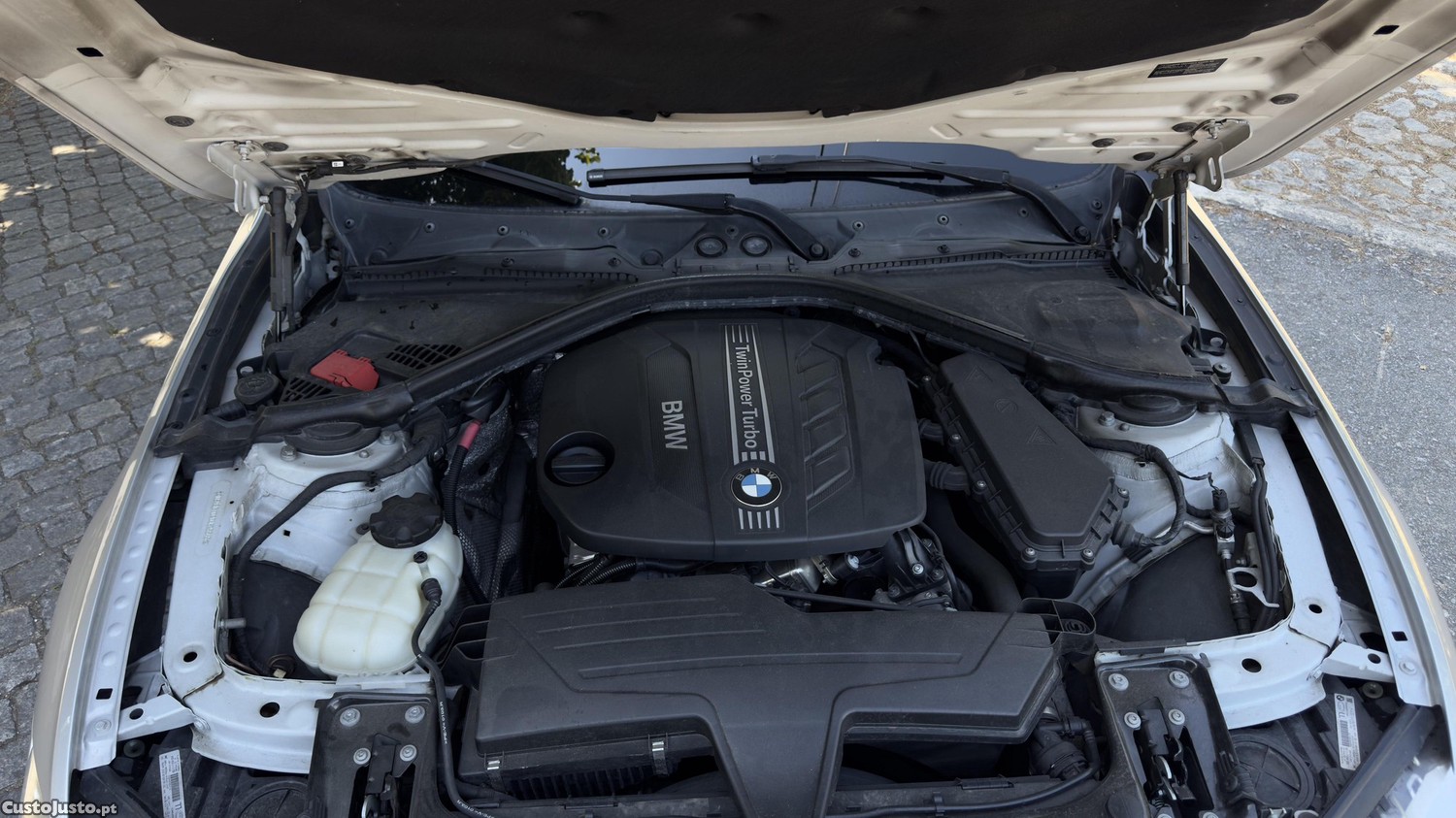 BMW 318 D SportLine — fotografia 3