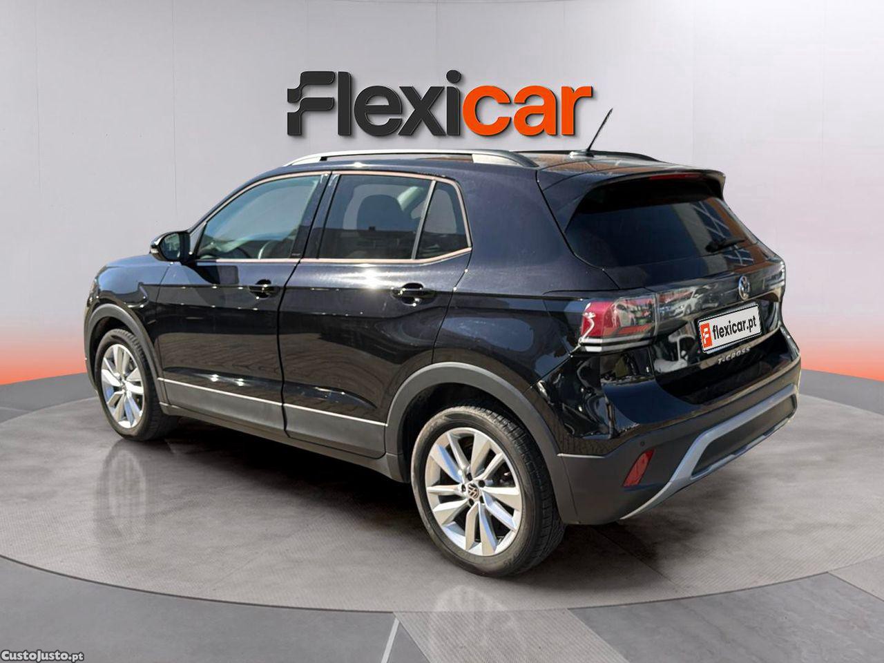 VW T-Cross 1.0 TSI Life DSG - 25 — photo 5