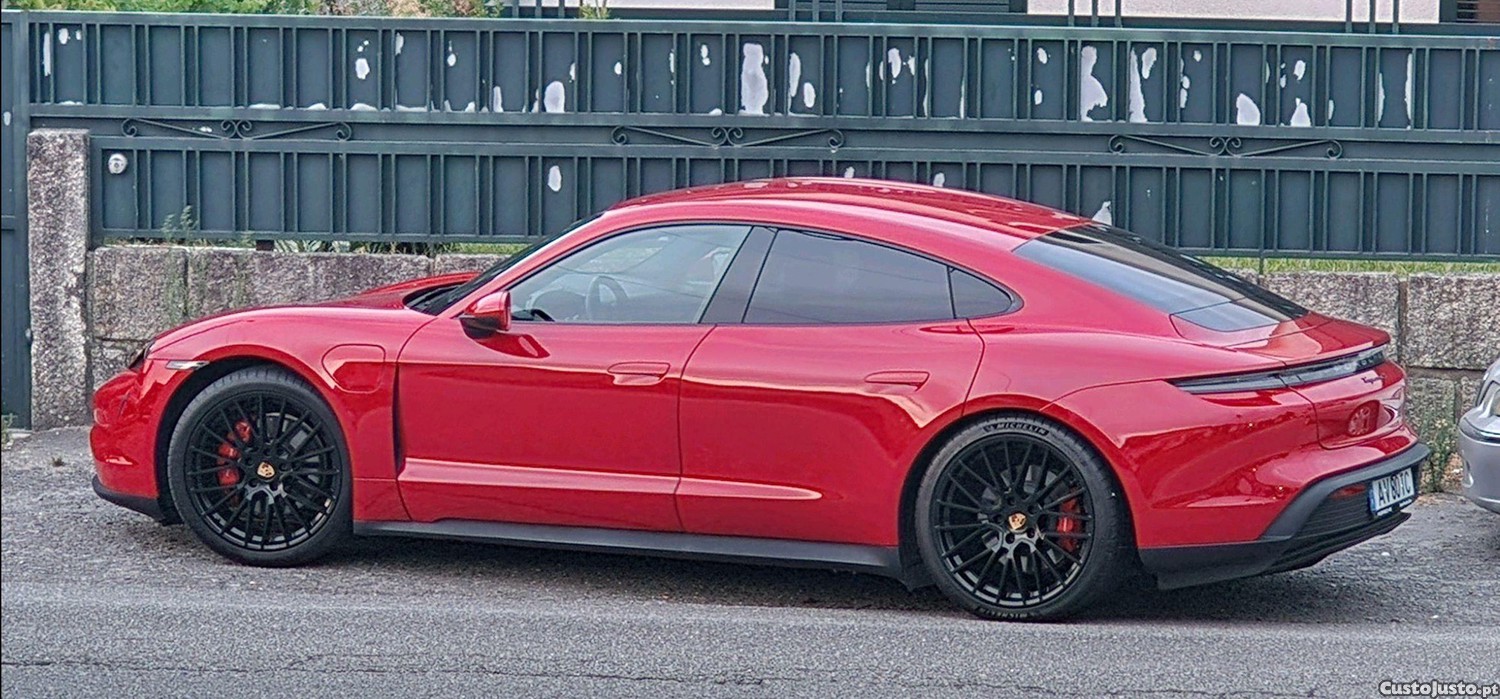 Porsche Taycan 4S 550cv - 20 — photo 3