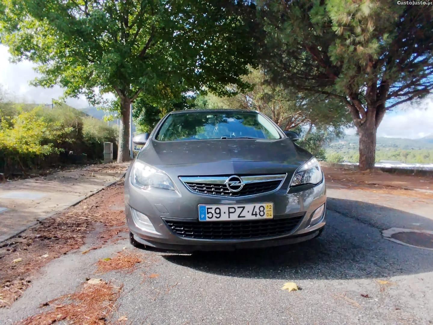 Opel Astra J — photo 5