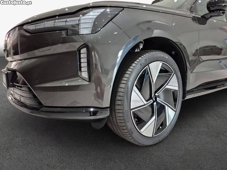 Volvo EX90 111 kWh Twin Motor Performance Ultra - 26 — photo 2