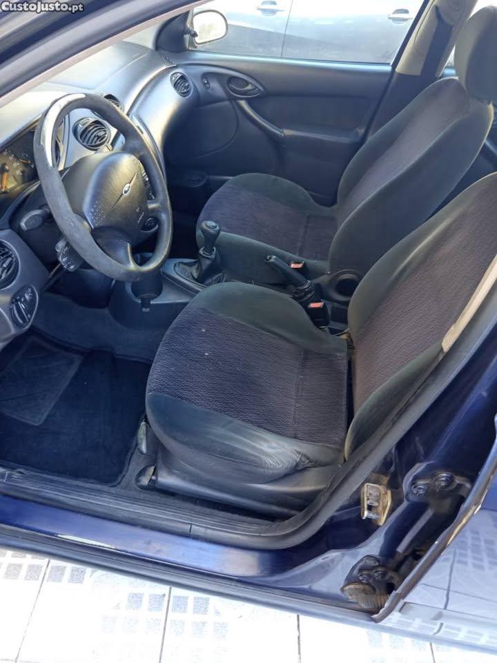 Ford Focus Negociável - 00 — photo 2
