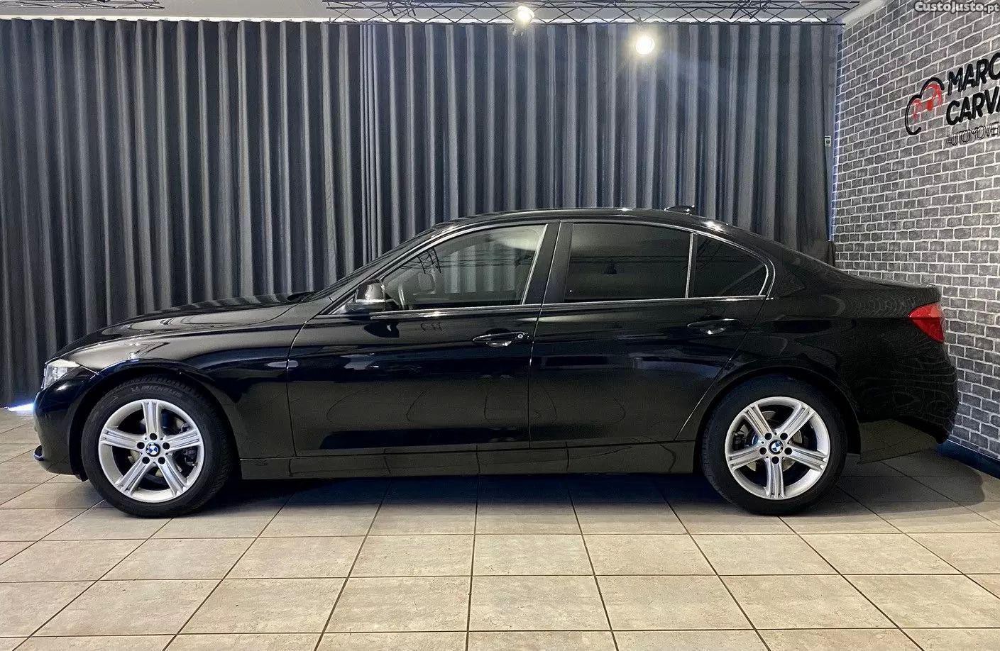 BMW 318 D line sport — fotografia 10