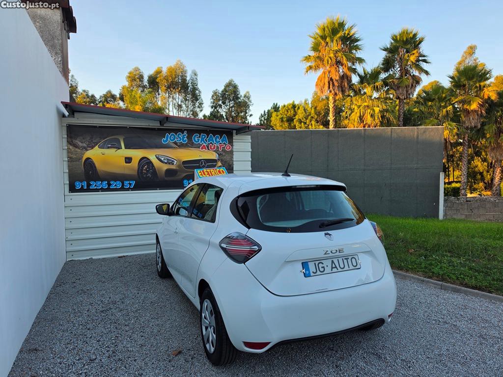 Renault Zoe 52Kw Life 136Cv Iva Dedutivel até 385Km 09/2020 - 20 — photo 3
