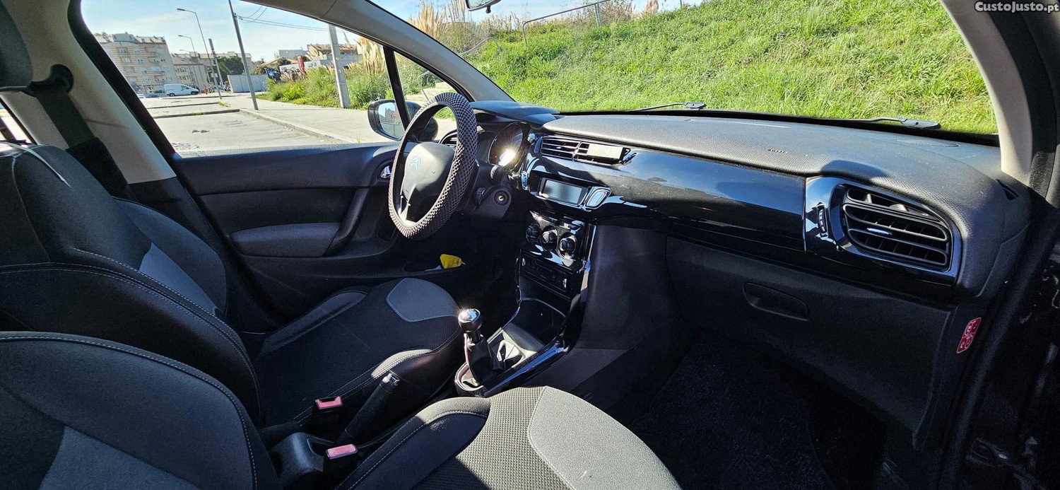 Citroën C3 1.4 Diesel - 12 — photo 4
