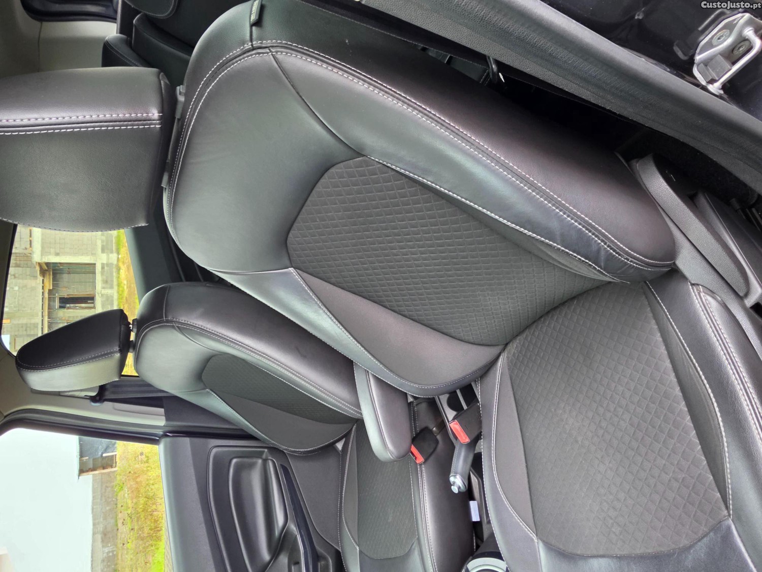 Ford Ecosport Titanium - 17 — photo 5