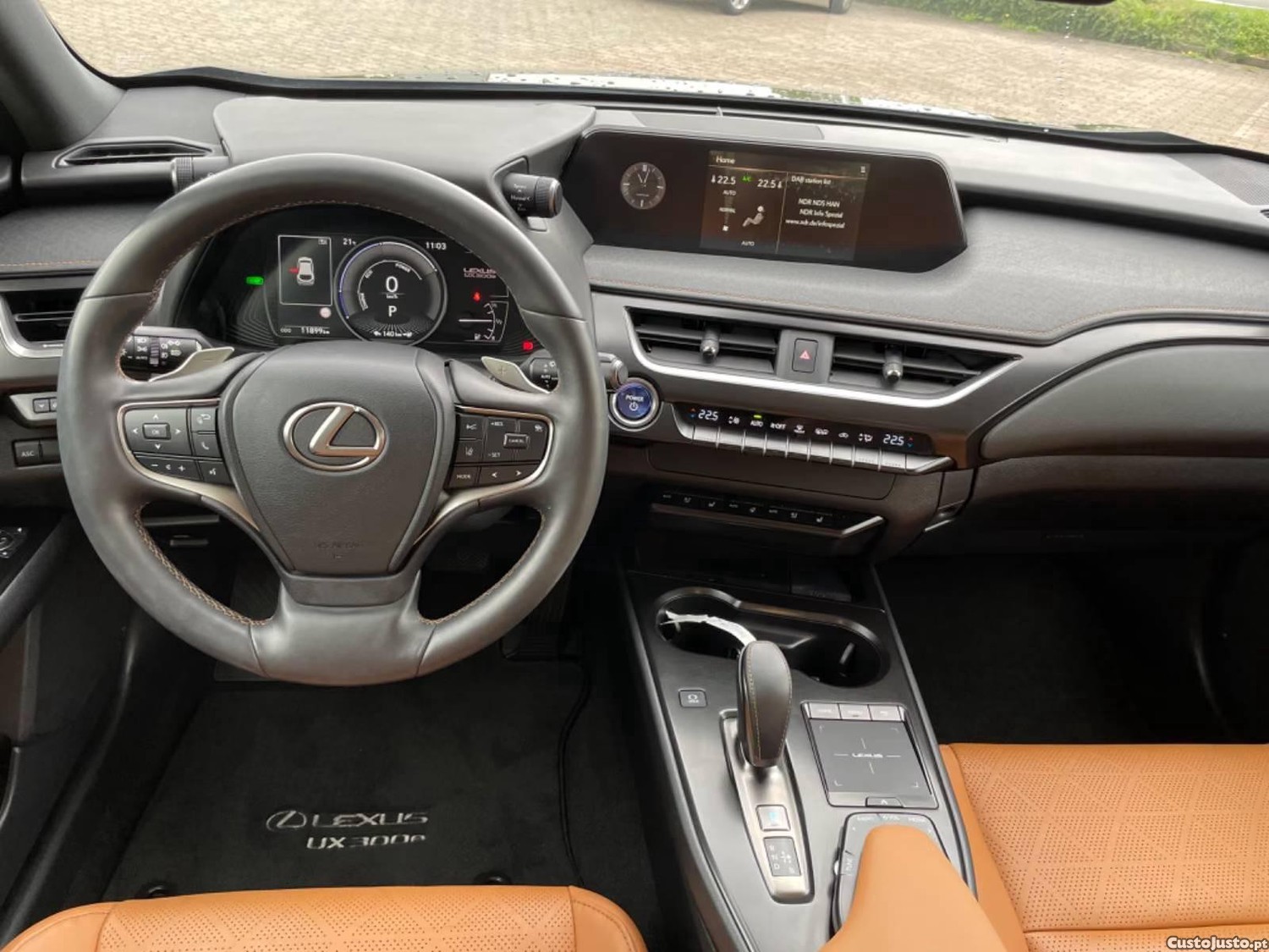 Lexus  Executive+ - 21 — photo 5